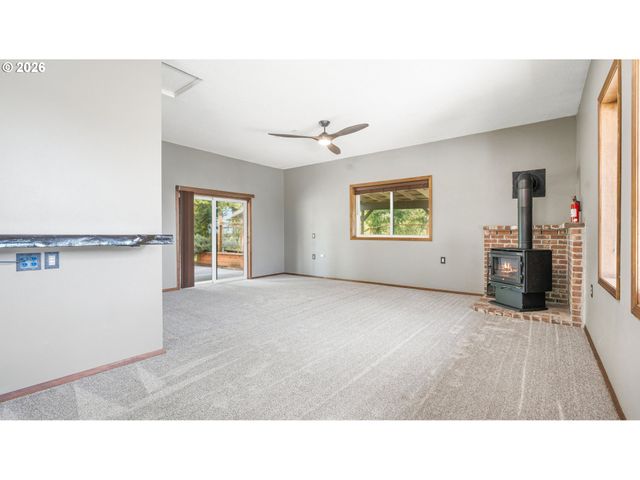 115 LEGACY Dr, Woodland, WA 98674