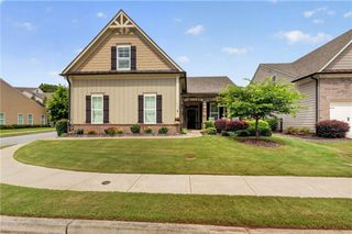 129 Altmore Way, Woodstock, GA 30188