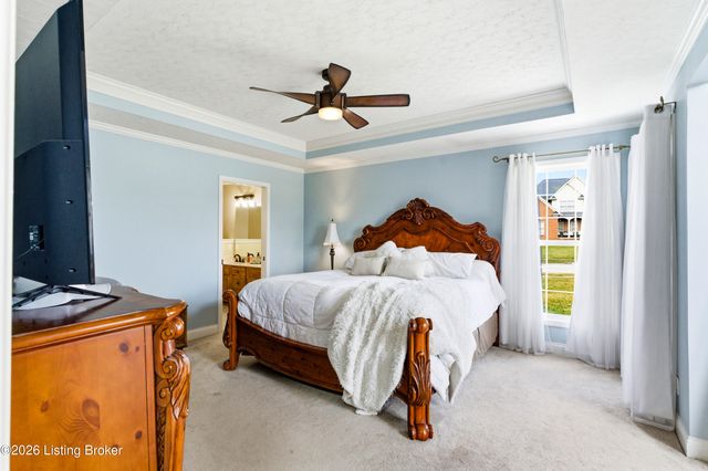 325 Kingswood Dr, Taylorsville, KY 40071