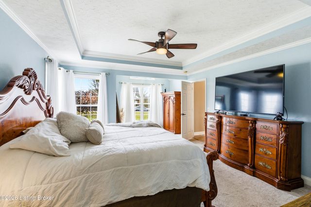 325 Kingswood Dr, Taylorsville, KY 40071