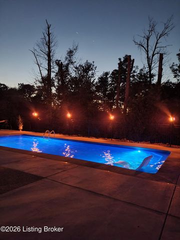 325 Kingswood Dr, Taylorsville, KY 40071