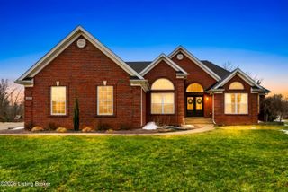 325 Kingswood Dr, Taylorsville, KY 40071