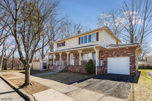89 Division St, Bloomfield Twp., NJ 07003