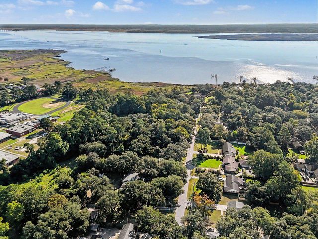 422 Loril St., Georgetown, SC 29440