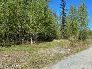 12455 E Soapstone Road, Wasilla, AK 99645