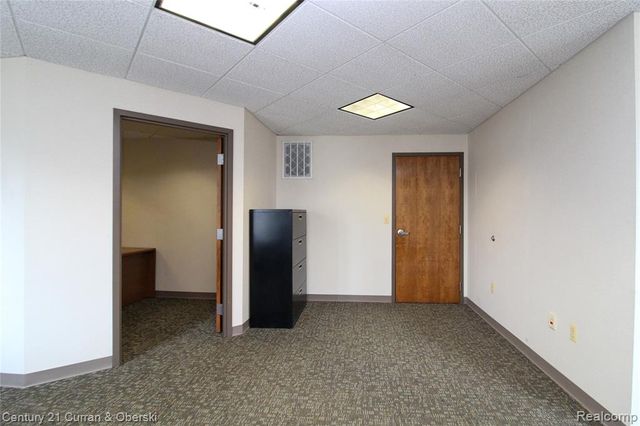 29049 Joy Road, Westland, MI 48185