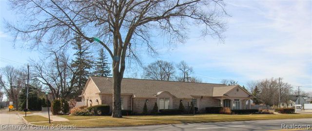 29049 Joy Road, Westland, MI 48185