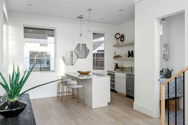 7526 Kenwell Street, Dallas, TX 75209