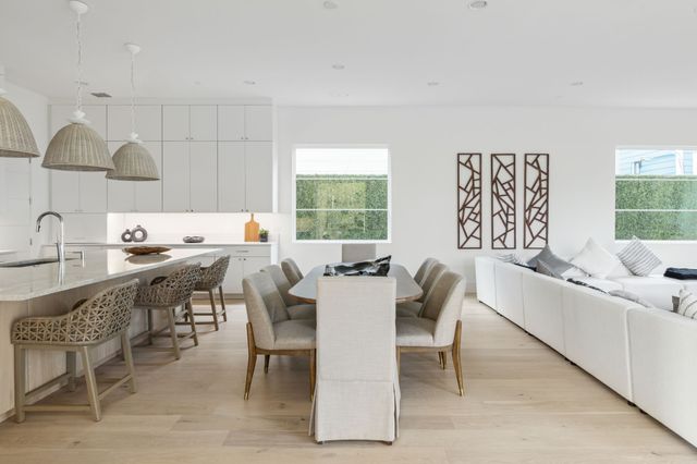 7526 Kenwell Street, Dallas, TX 75209