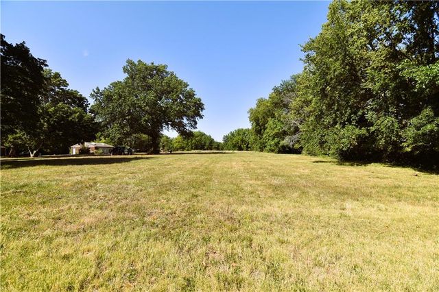 7200 E 102nd Street, Kansas City, MO 64134