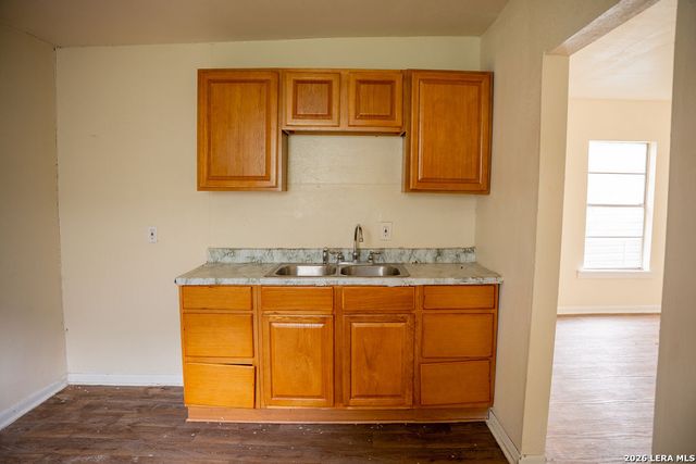 2923 Tampico, San Antonio, TX 78207