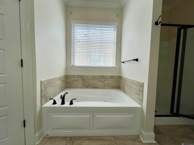 17229 Ledgestone Dr, Prairieville, LA 70769