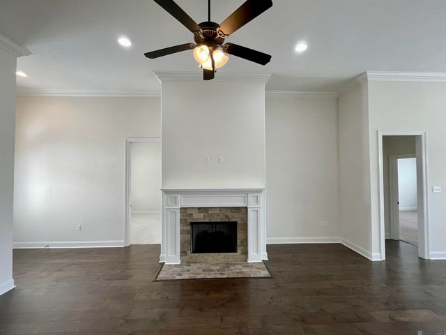 17229 Ledgestone Dr, Prairieville, LA 70769