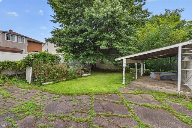 17922 Brazil Road, Cleveland, OH 44119