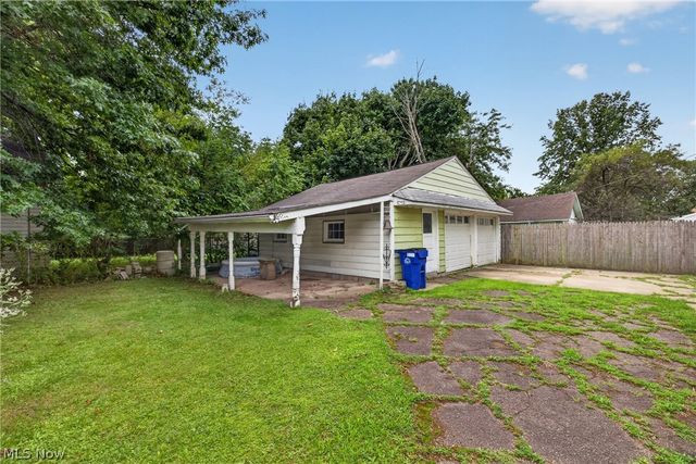 17922 Brazil Road, Cleveland, OH 44119