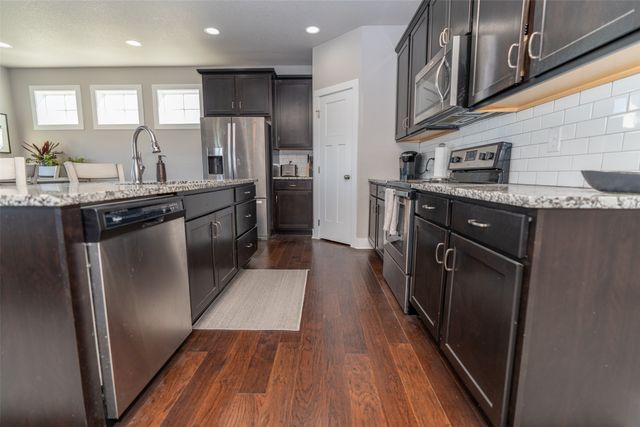 5348 162nd Court, Urbandale, IA 50323