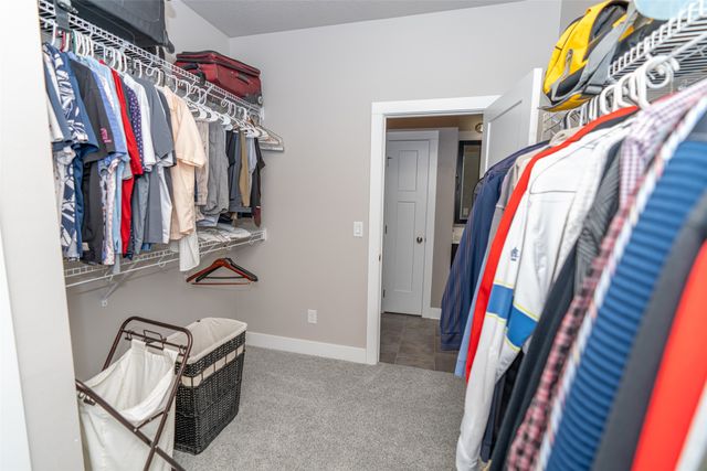 5348 162nd Court, Urbandale, IA 50323