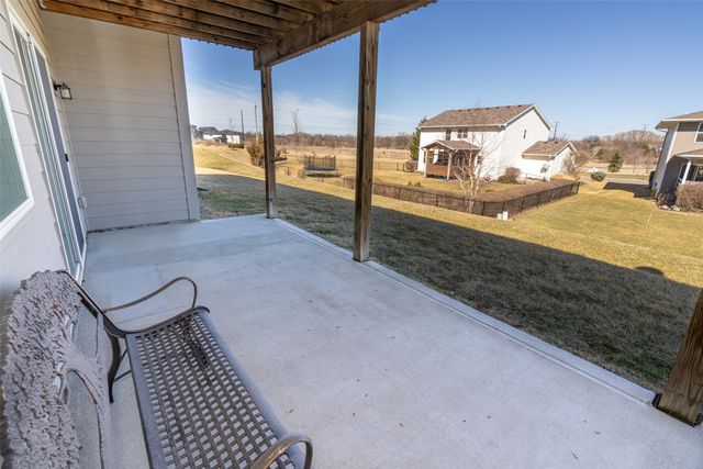 5348 162nd Court, Urbandale, IA 50323