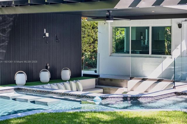 10618 NE 11th ct, Miami Shores, FL 33138