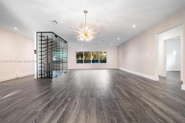 10618 NE 11th ct, Miami Shores, FL 33138