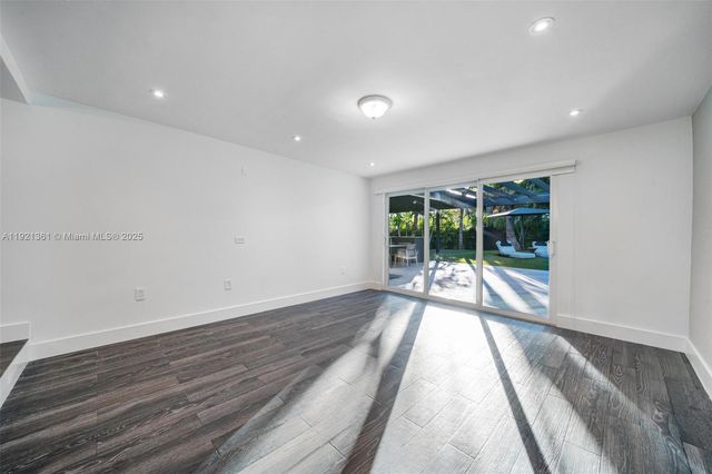 10618 NE 11th ct, Miami Shores, FL 33138