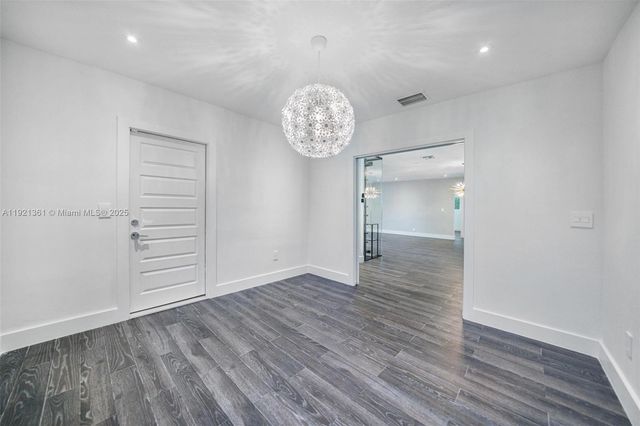 10618 NE 11th ct, Miami Shores, FL 33138