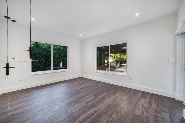 10618 NE 11th ct, Miami Shores, FL 33138