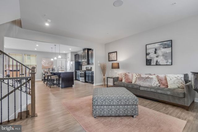 10913 CLERKENWELL ALY, Waldorf, MD 20603