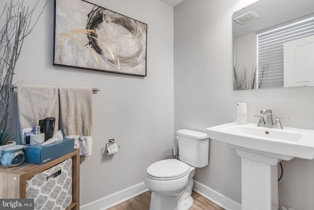 10913 CLERKENWELL ALY, Waldorf, MD 20603