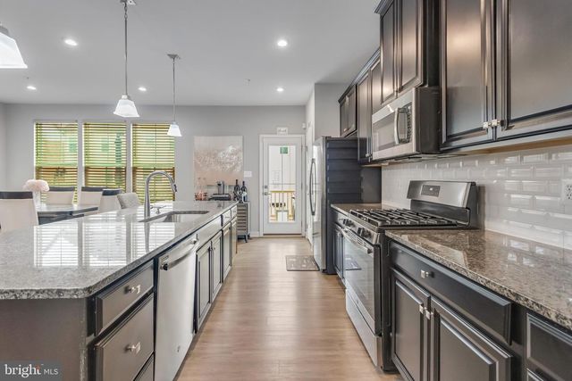 10913 CLERKENWELL ALY, Waldorf, MD 20603