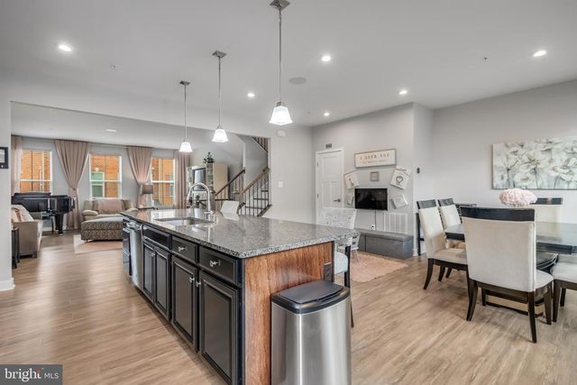 10913 CLERKENWELL ALY, Waldorf, MD 20603