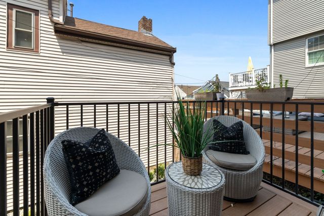 39 G St, Boston, MA 02127