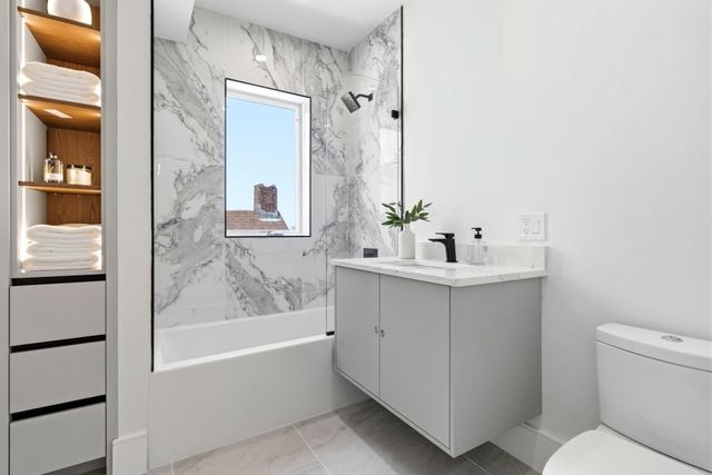 39 G St, Boston, MA 02127