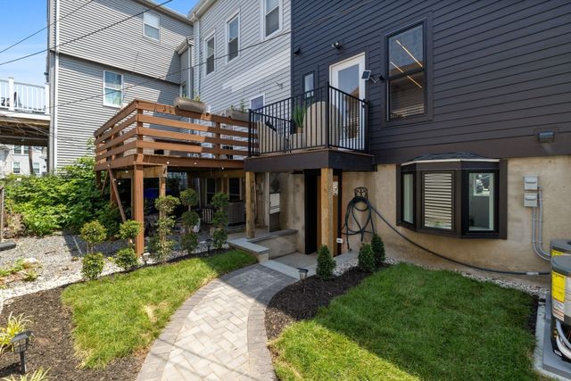 39 G St, Boston, MA 02127