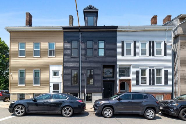 39 G St, Boston, MA 02127