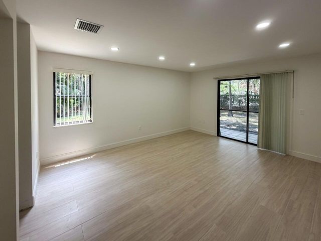 13165 Chadwick Court 26, Wellington, FL 33414