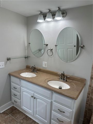 901 E Indian River RD, Norfolk, VA 23523