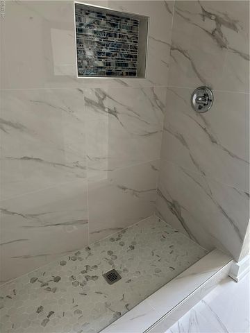 901 E Indian River RD, Norfolk, VA 23523