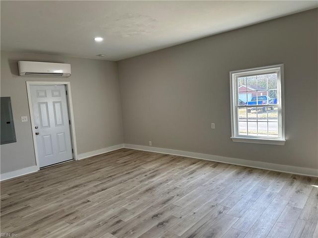 901 E Indian River RD, Norfolk, VA 23523