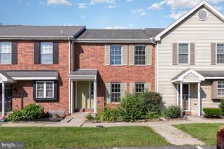 1177 WINTERTIDE DR, Harrisburg, PA 17111