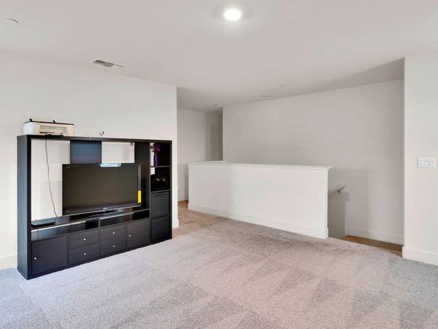 1672 Thistle Lane, Los Banos, CA 93635