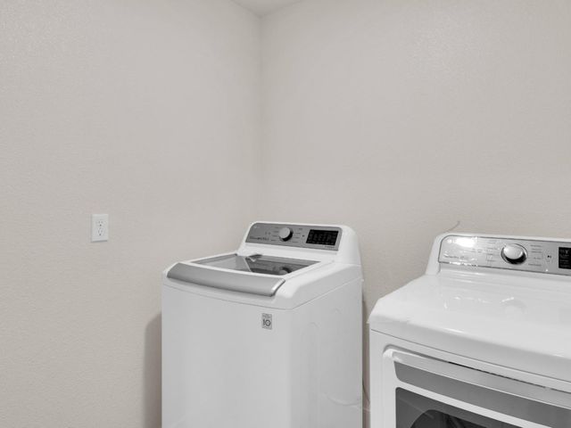 1672 Thistle Lane, Los Banos, CA 93635