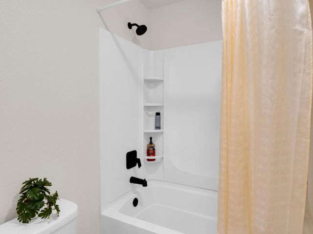 1672 Thistle Lane, Los Banos, CA 93635