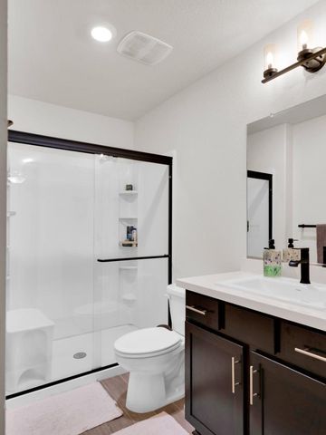 1672 Thistle Lane, Los Banos, CA 93635