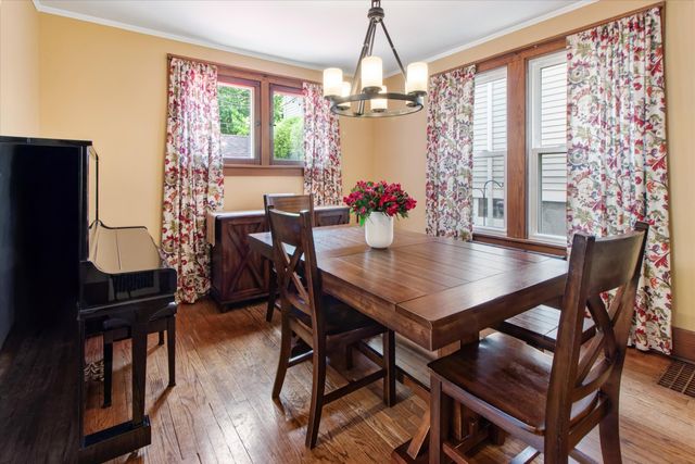 637 5th Street, Ann Arbor, MI 48103