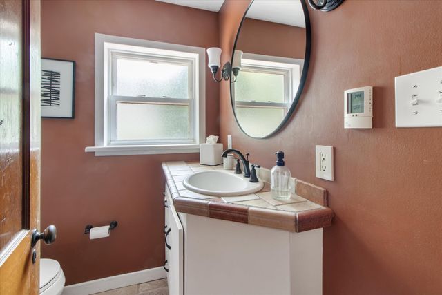 637 5th Street, Ann Arbor, MI 48103