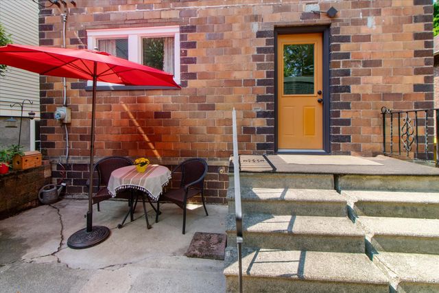 637 5th Street, Ann Arbor, MI 48103