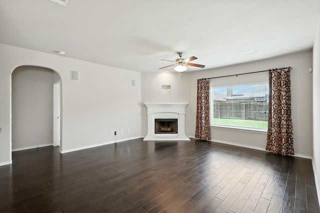 3112 Stonecrop Trail, Denton, TX 76226