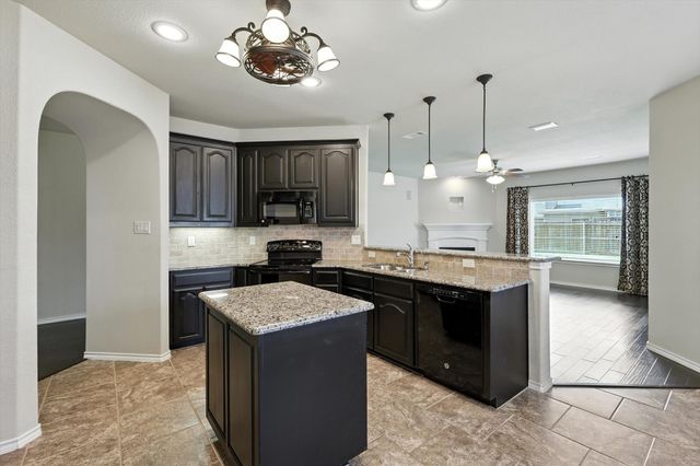 3112 Stonecrop Trail, Denton, TX 76226
