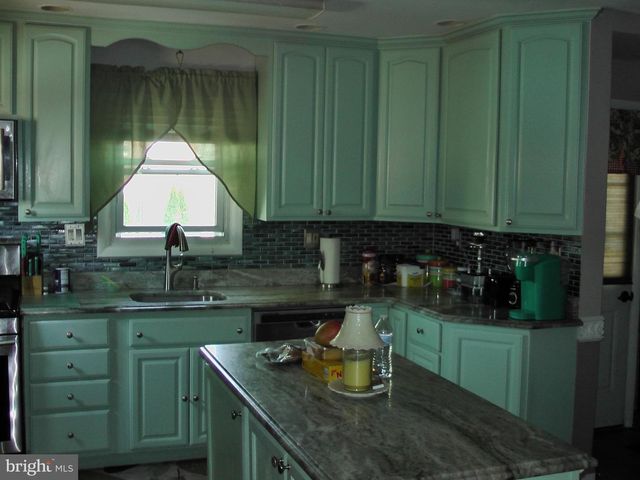 8013 HARRIS AVE, Baltimore, MD 21234